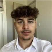 Professeur particulier pouvant donner des cours notamment en mathématiques et en français en primaire et collège